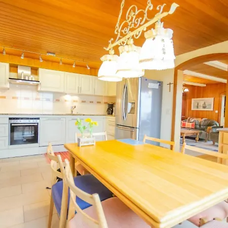 Σπίτι διακοπών Ferienhaus Mit Parkplatz Fuer 8 Personen